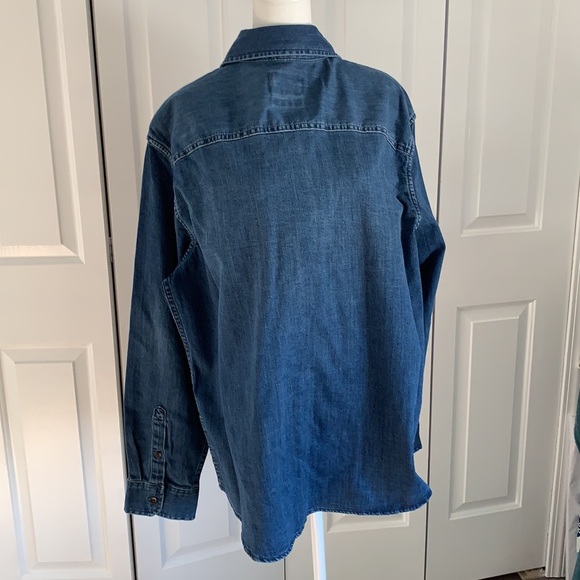 Good fellow & Co men’s denim button down shirt. - Picture 4 of 7